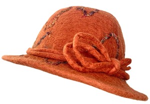 Orange Yarn Drop Hat | Milwaukee Art Museum Store